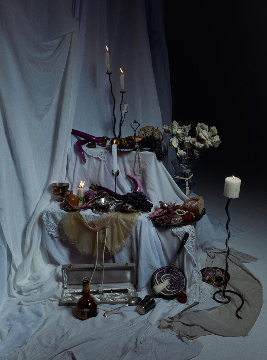 Altar of worship for Look 3